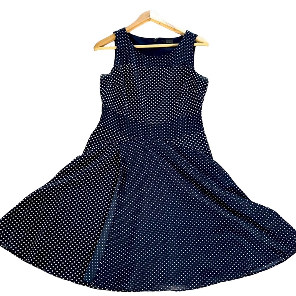 👗The Limited navy blue white white polka-dot knee length dress w/ flare,…